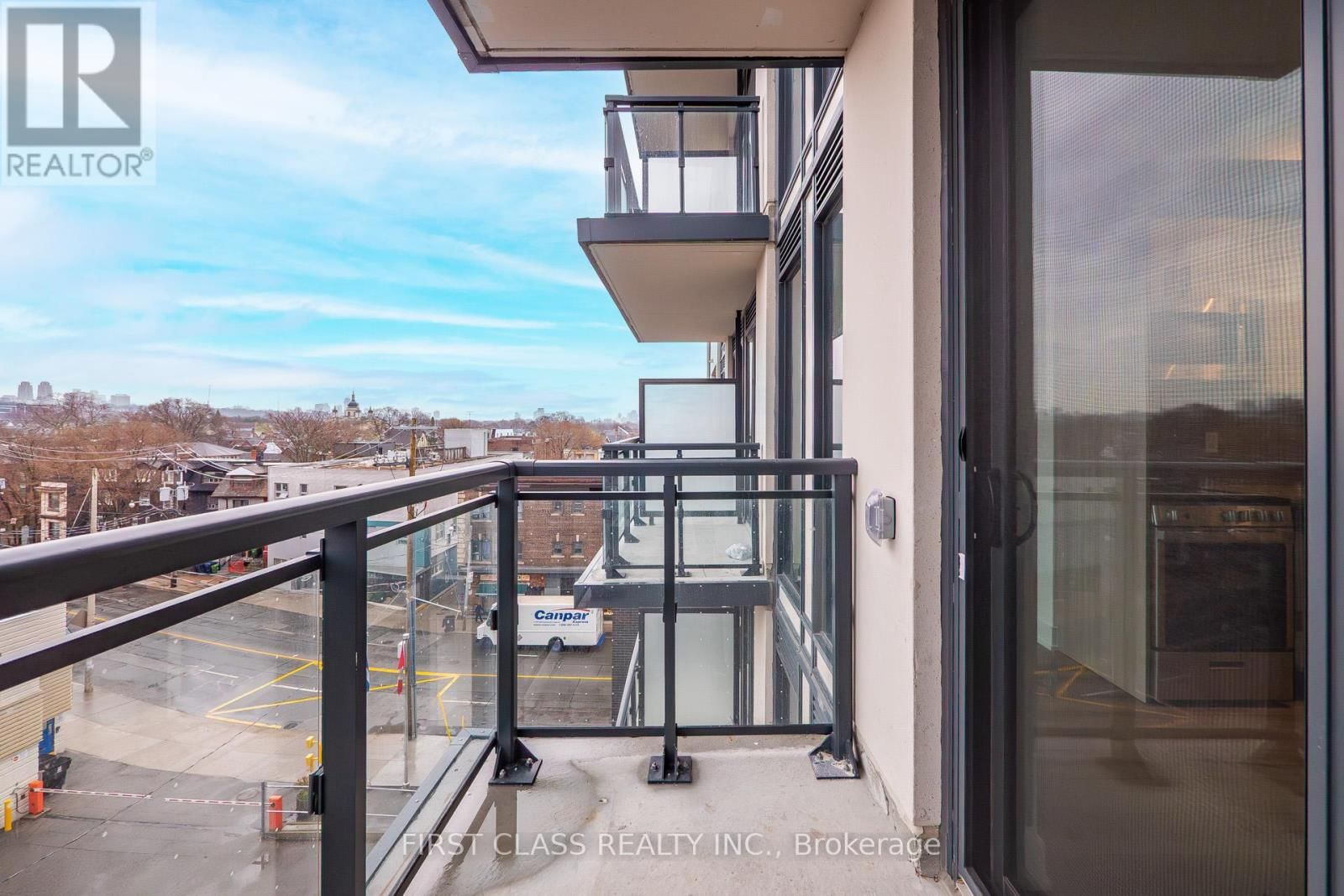 411 - 758 DOVERCOURT ROAD Image 25