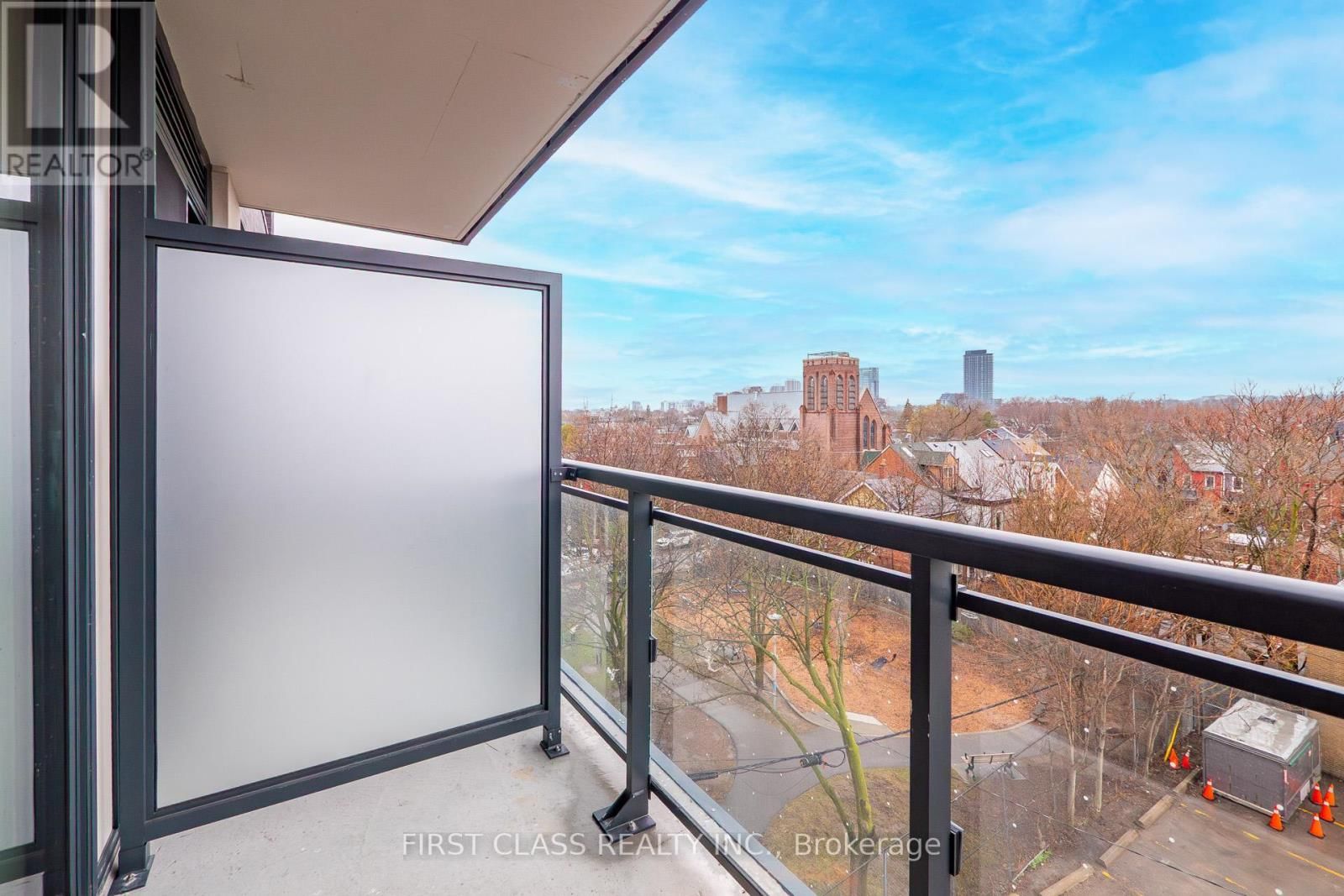 411 - 758 DOVERCOURT ROAD Image 29