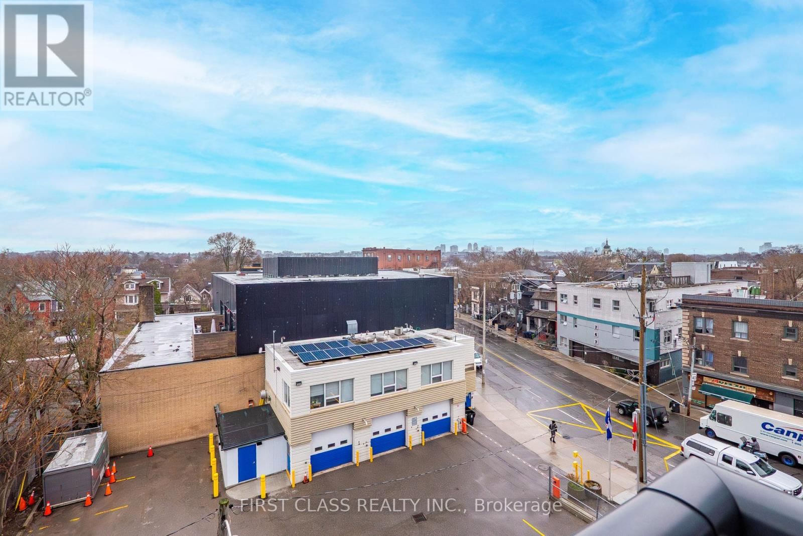 411 - 758 DOVERCOURT ROAD Image 32
