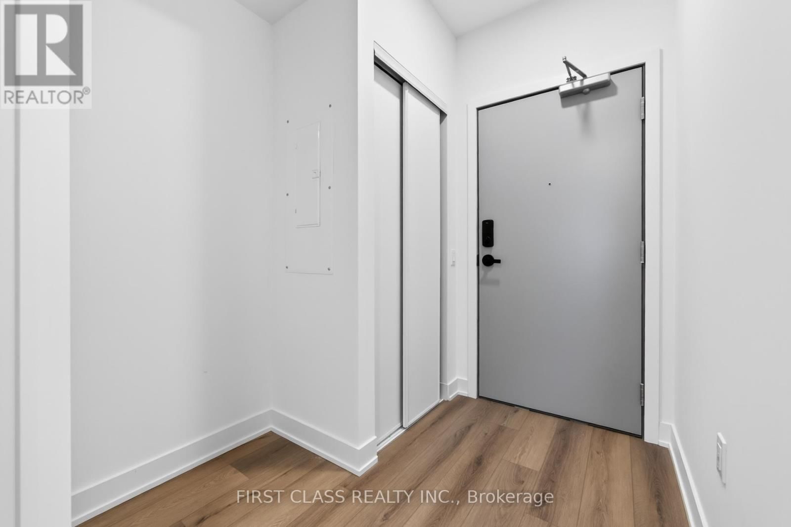 411 - 758 DOVERCOURT ROAD Image 4