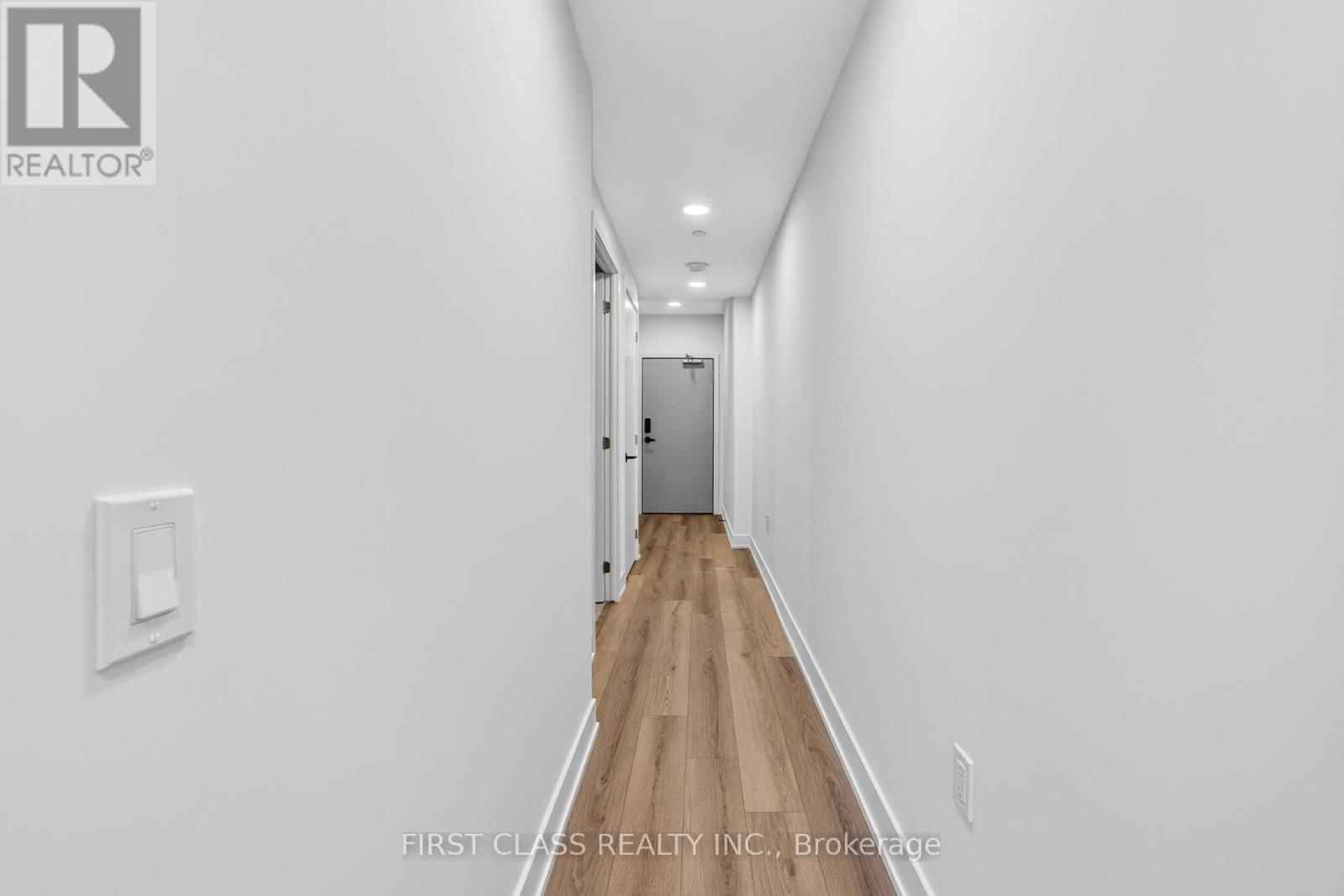 411 - 758 DOVERCOURT ROAD Image 7