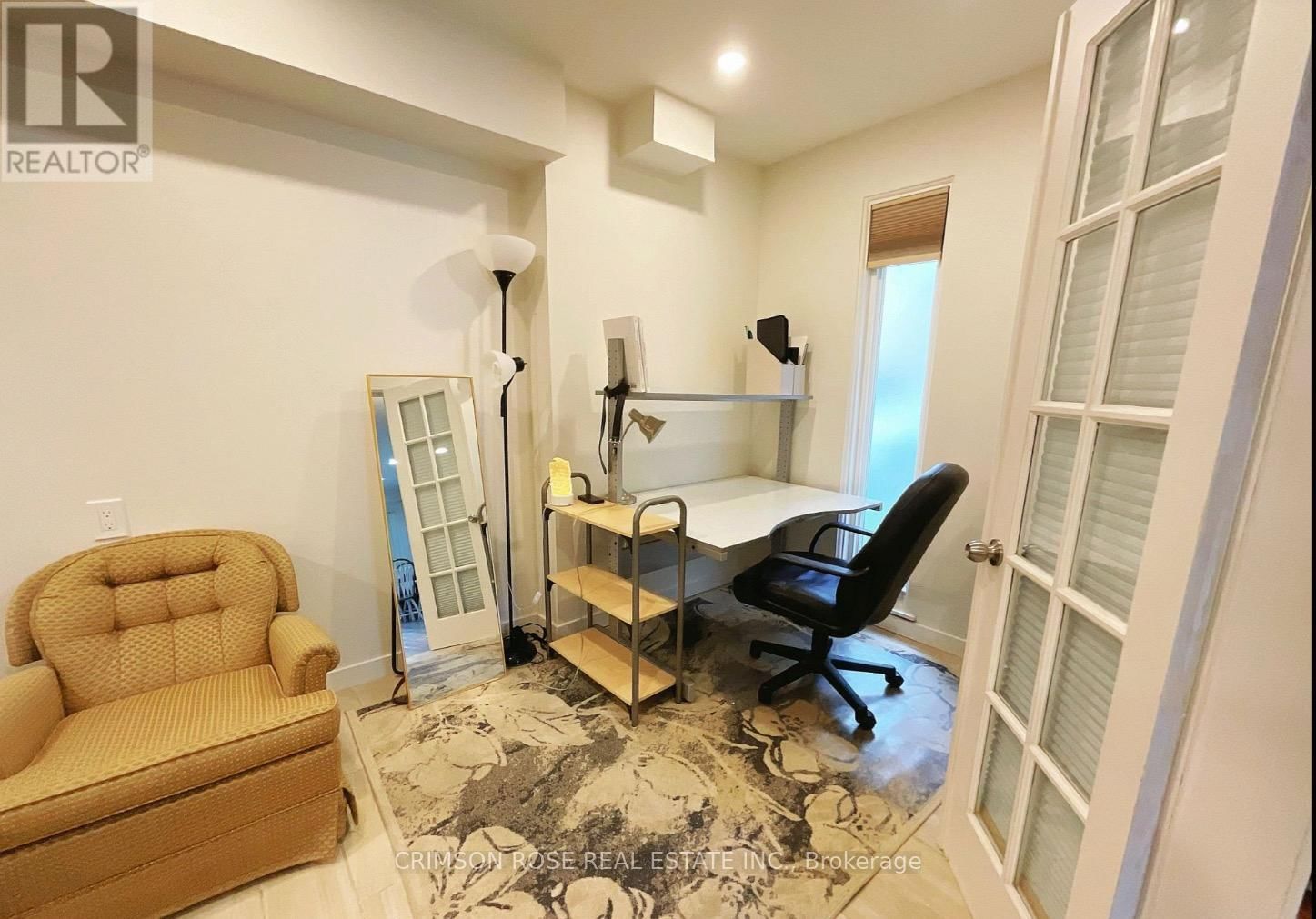 Main Fl - 30 ORSETT STREET Image 13