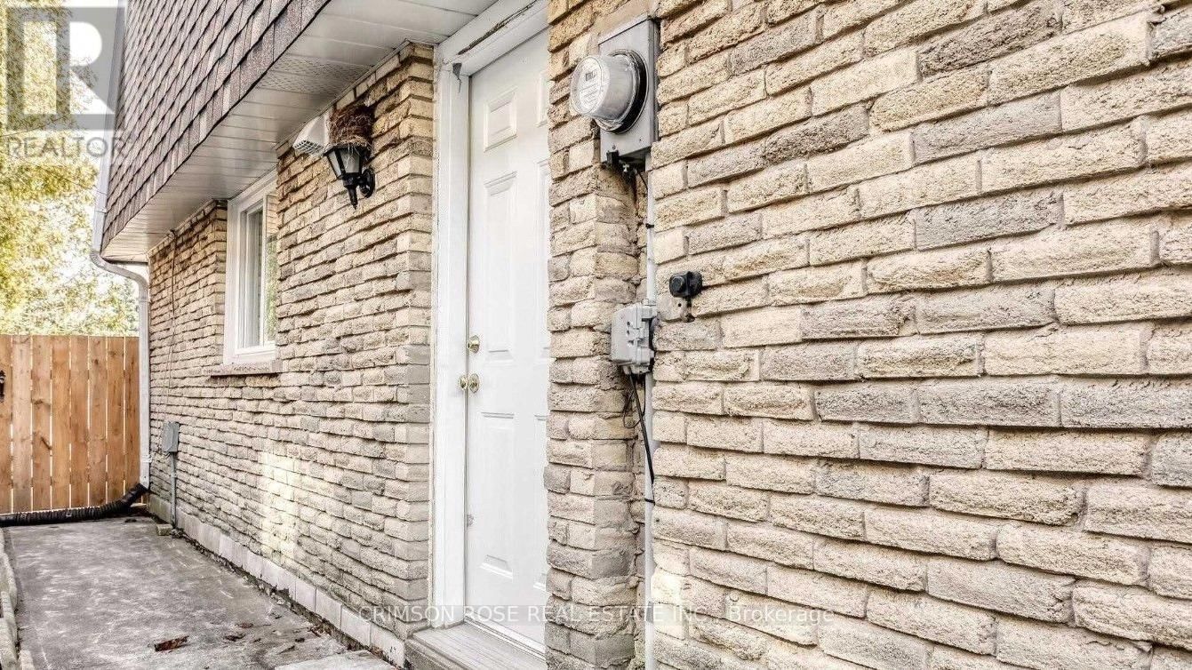 Main Fl - 30 ORSETT STREET Image 3