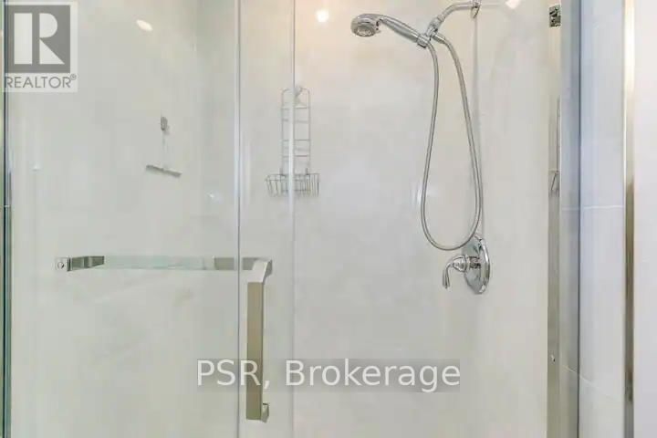 1051 BLOOR STREET Image 13