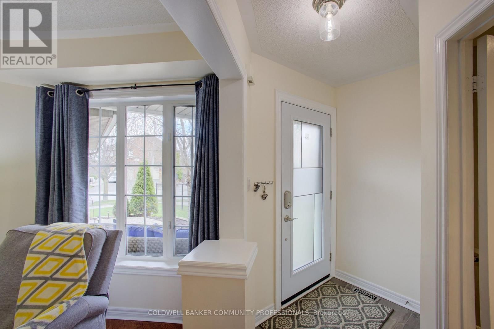 32 MCCLURE COURT Image 10