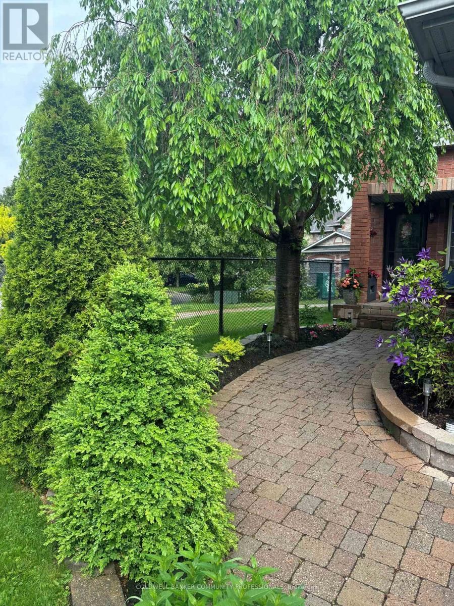 32 MCCLURE COURT Image 8