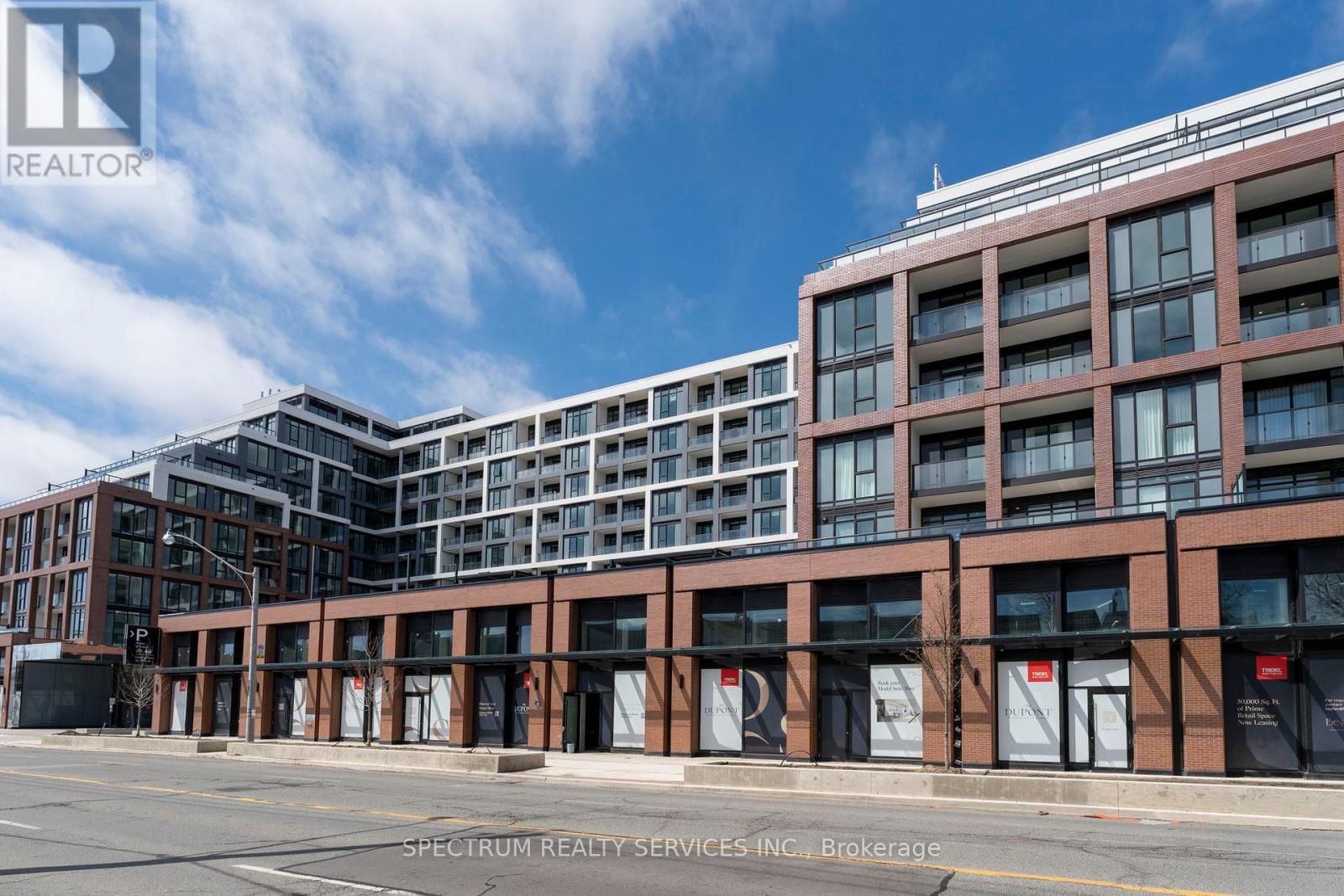 335 - 858 DUPONT STREET Image 2