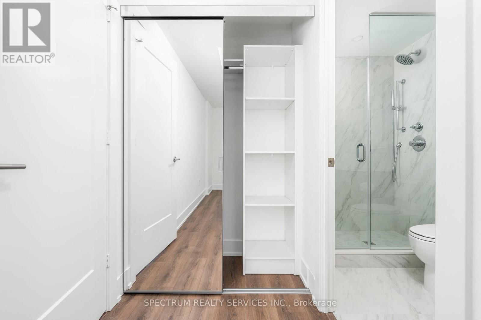 335 - 858 DUPONT STREET Image 23