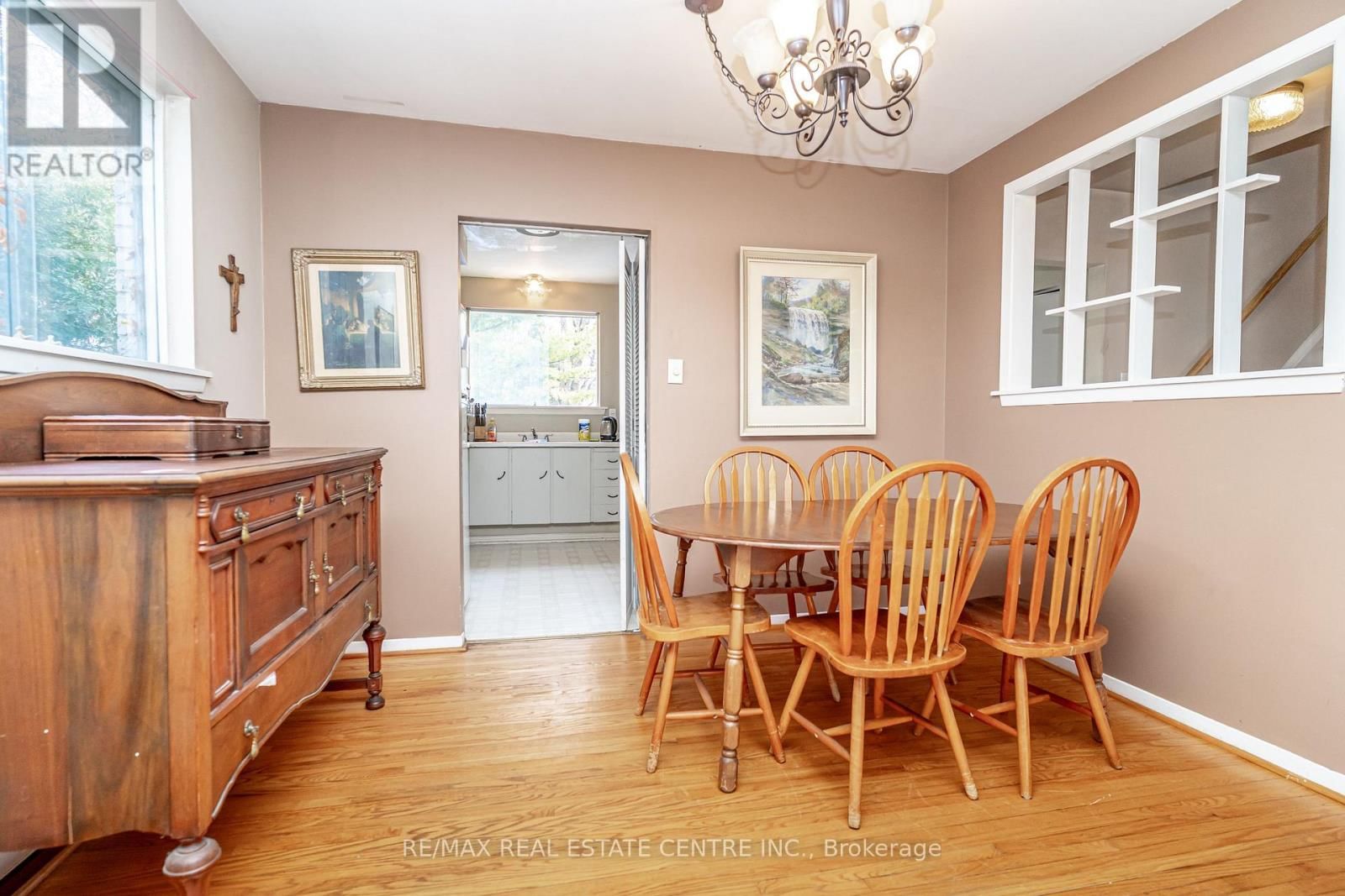 28 CAVENDISH CRESCENT Image 11