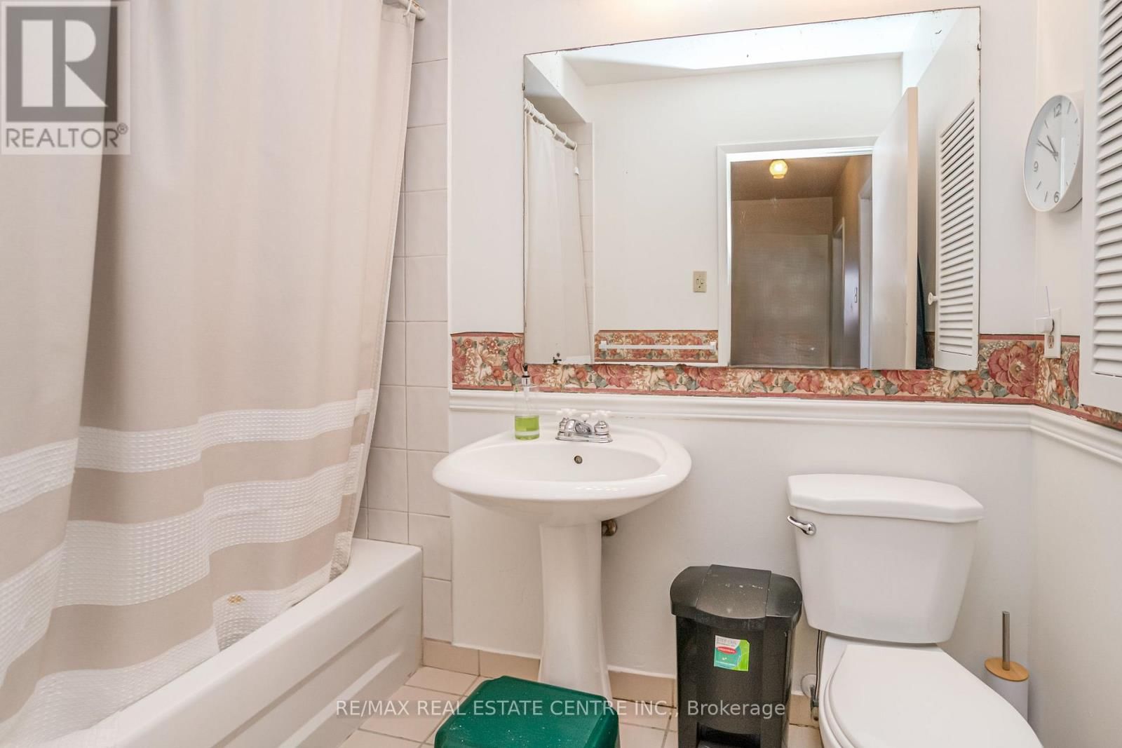 28 CAVENDISH CRESCENT Image 25