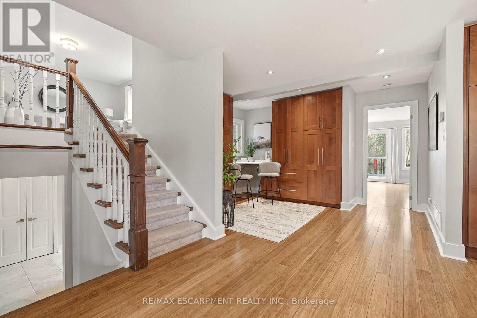 6685 MCNIVEN ROAD Image 16