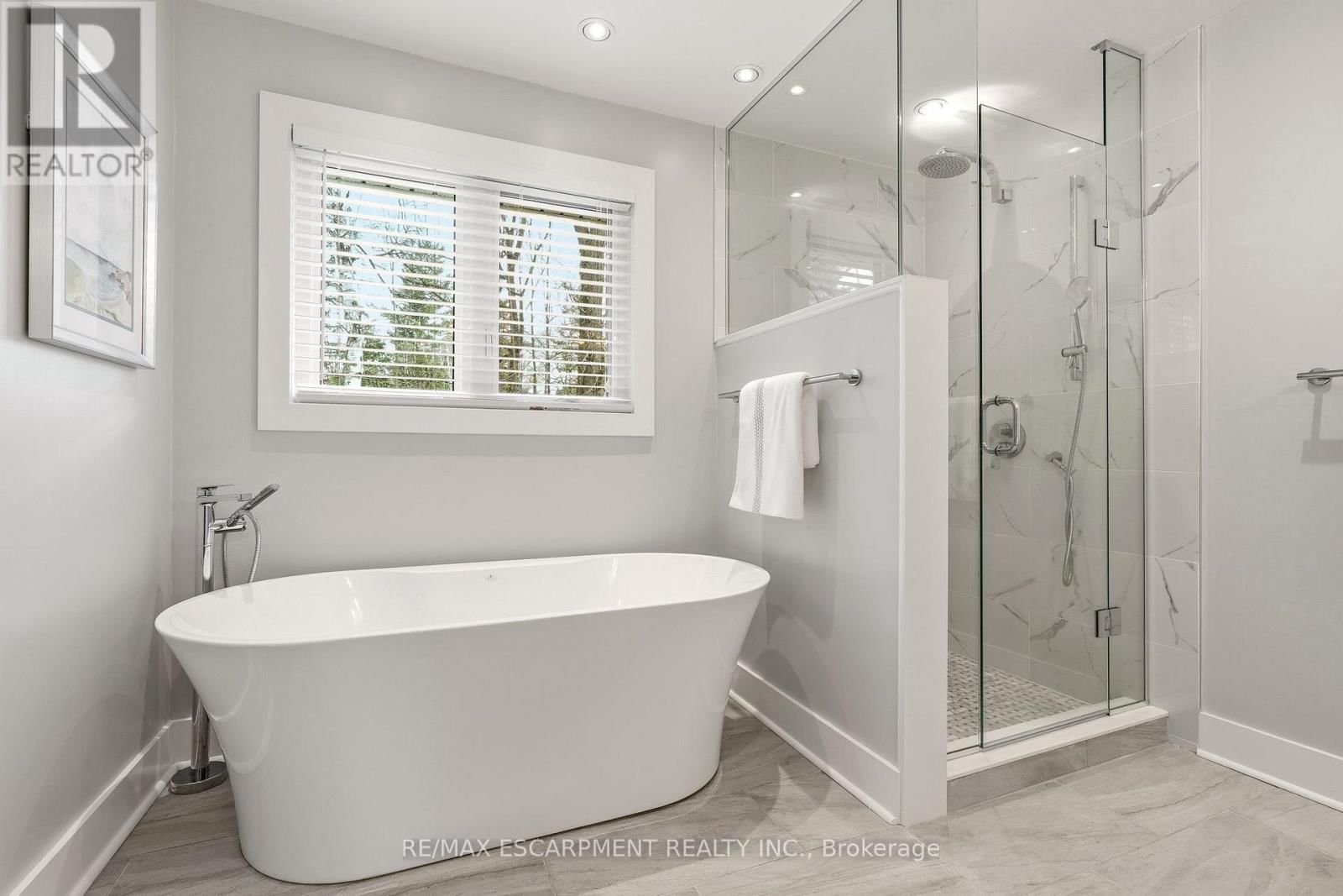 6685 MCNIVEN ROAD Image 22