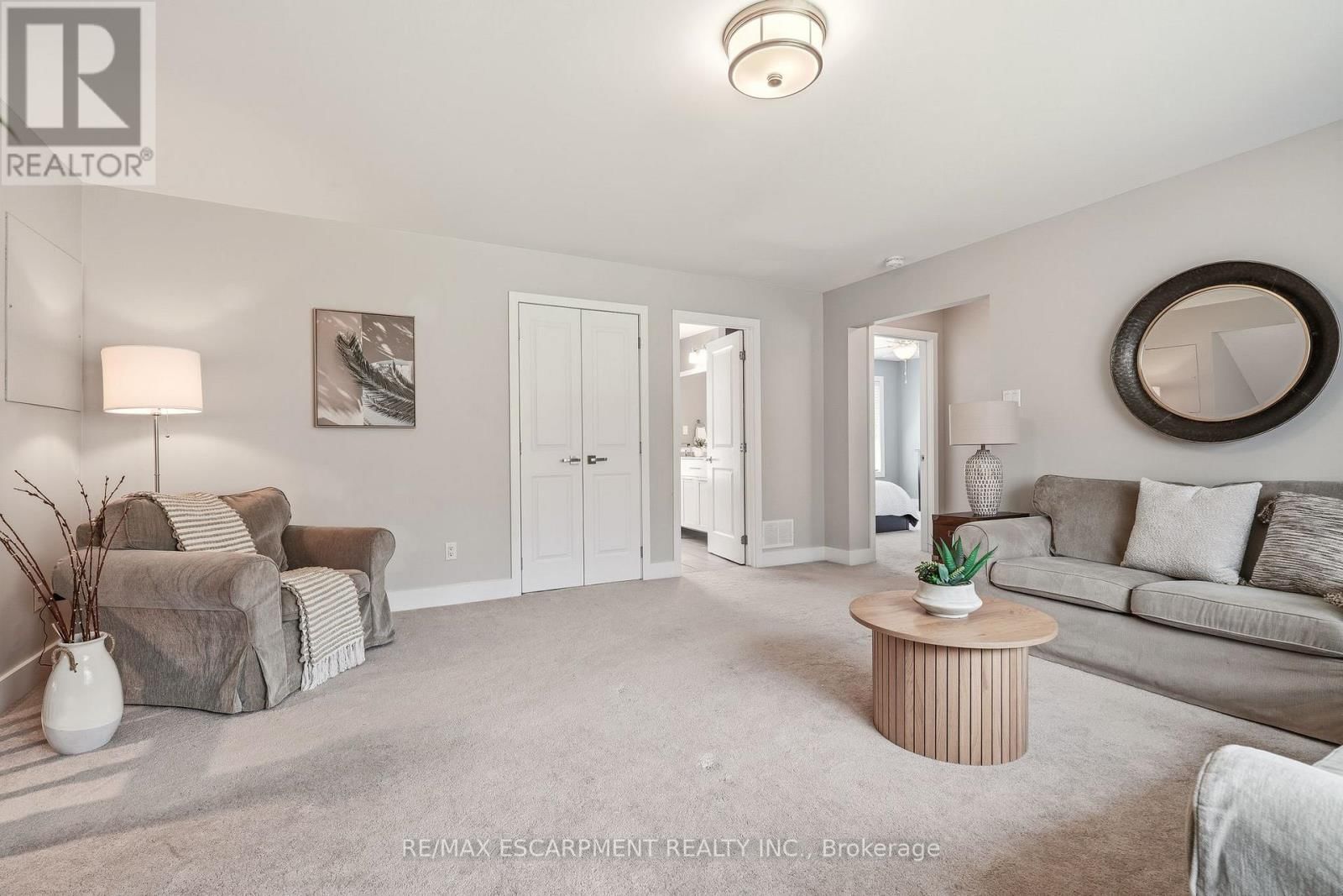 6685 MCNIVEN ROAD Image 24