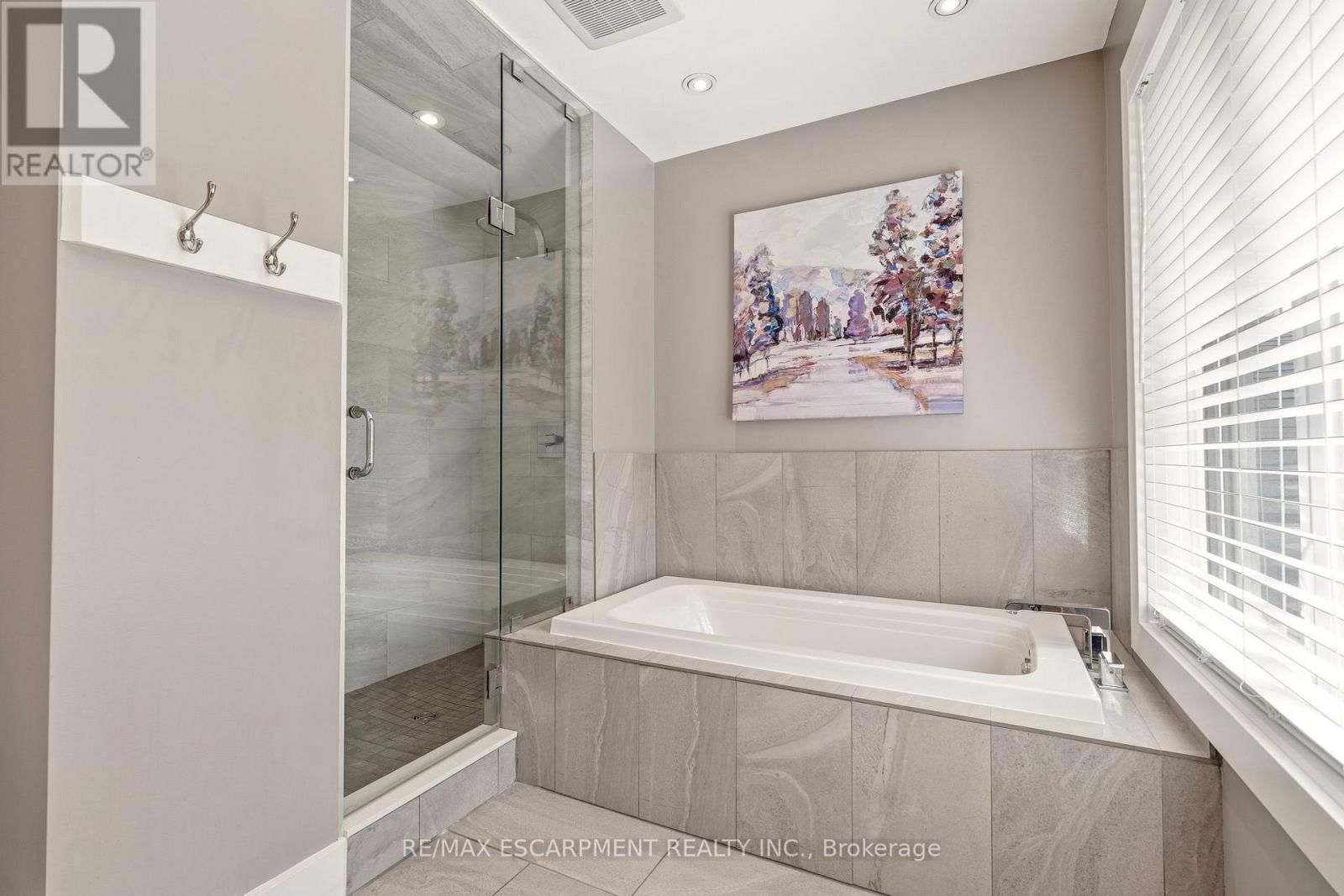 6685 MCNIVEN ROAD Image 26