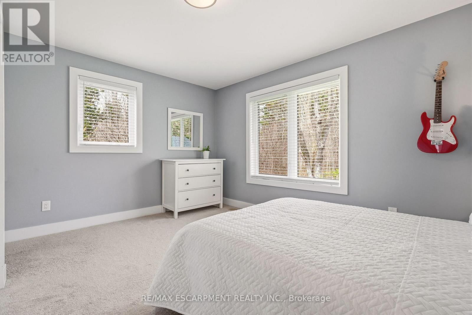 6685 MCNIVEN ROAD Image 28