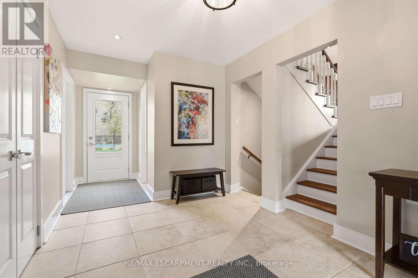 6685 MCNIVEN ROAD Image 31