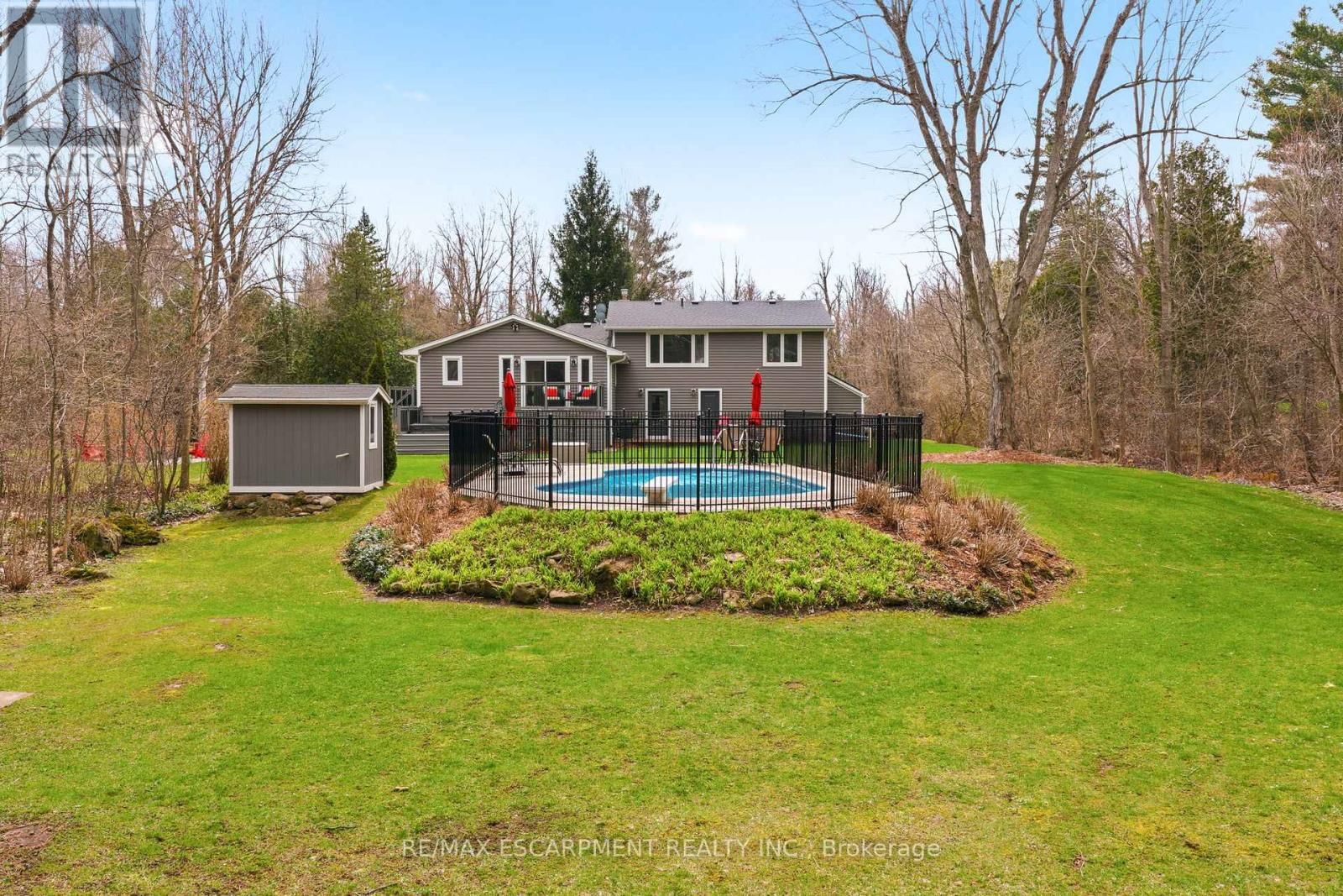 6685 MCNIVEN ROAD Image 40