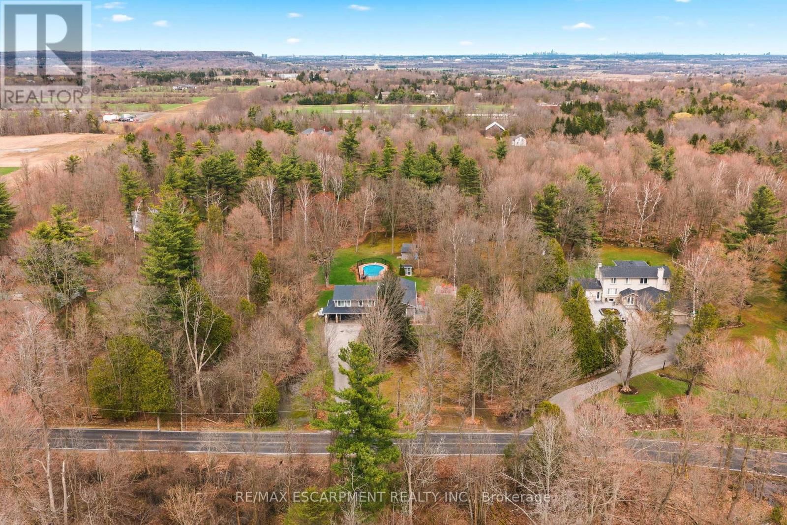 6685 MCNIVEN ROAD Image 48