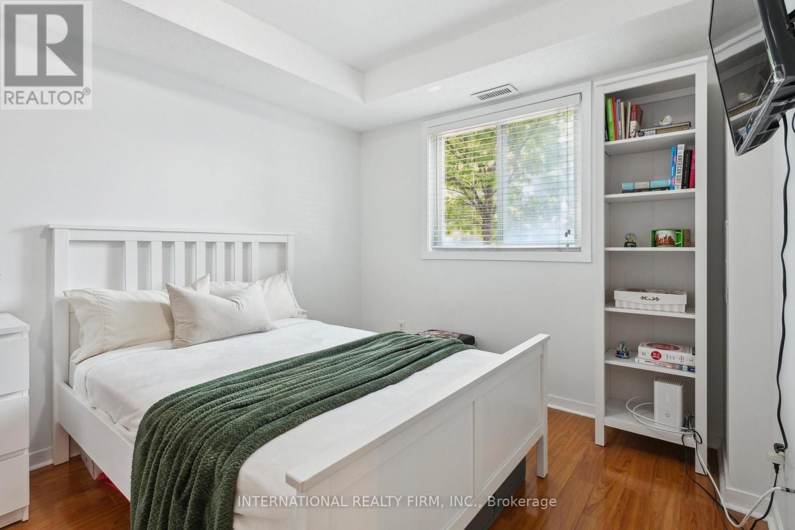 2113 - 6 DAYSPRING CIRCLE Image 14