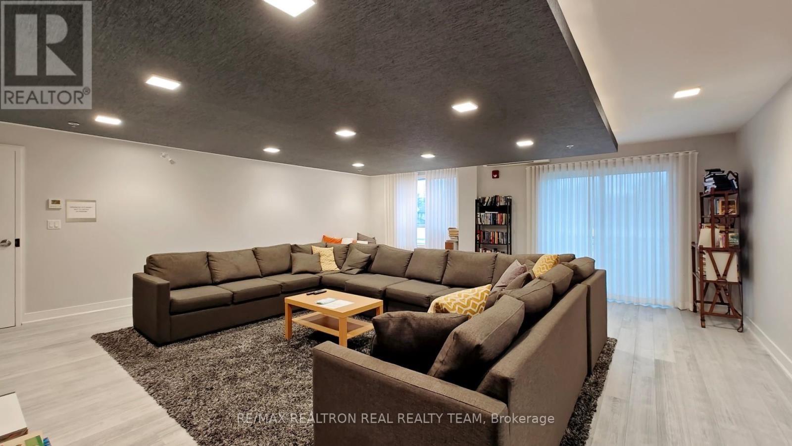 332 - 3170 ERIN MILLS PARKWAY Image 37