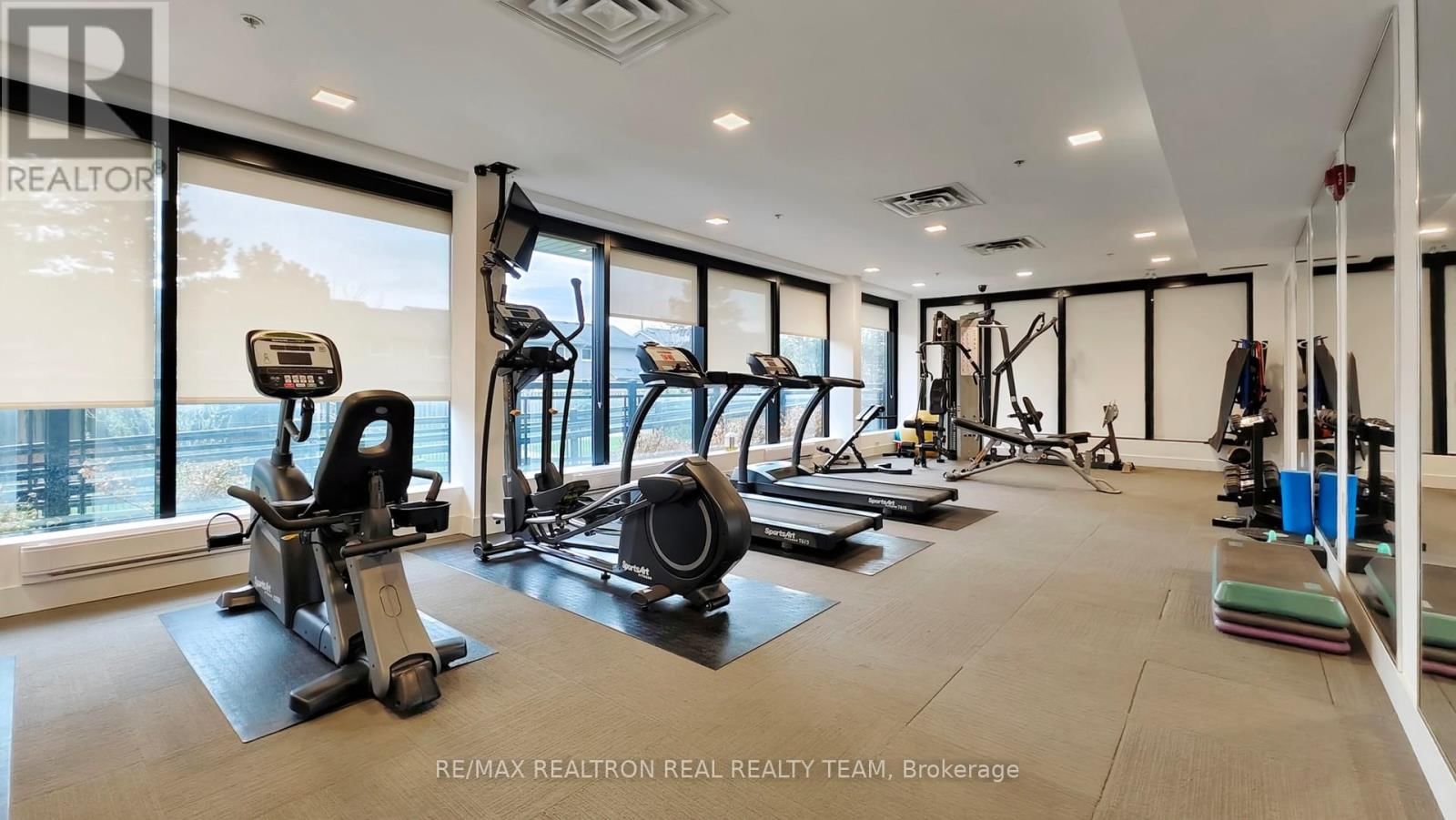 332 - 3170 ERIN MILLS PARKWAY Image 40