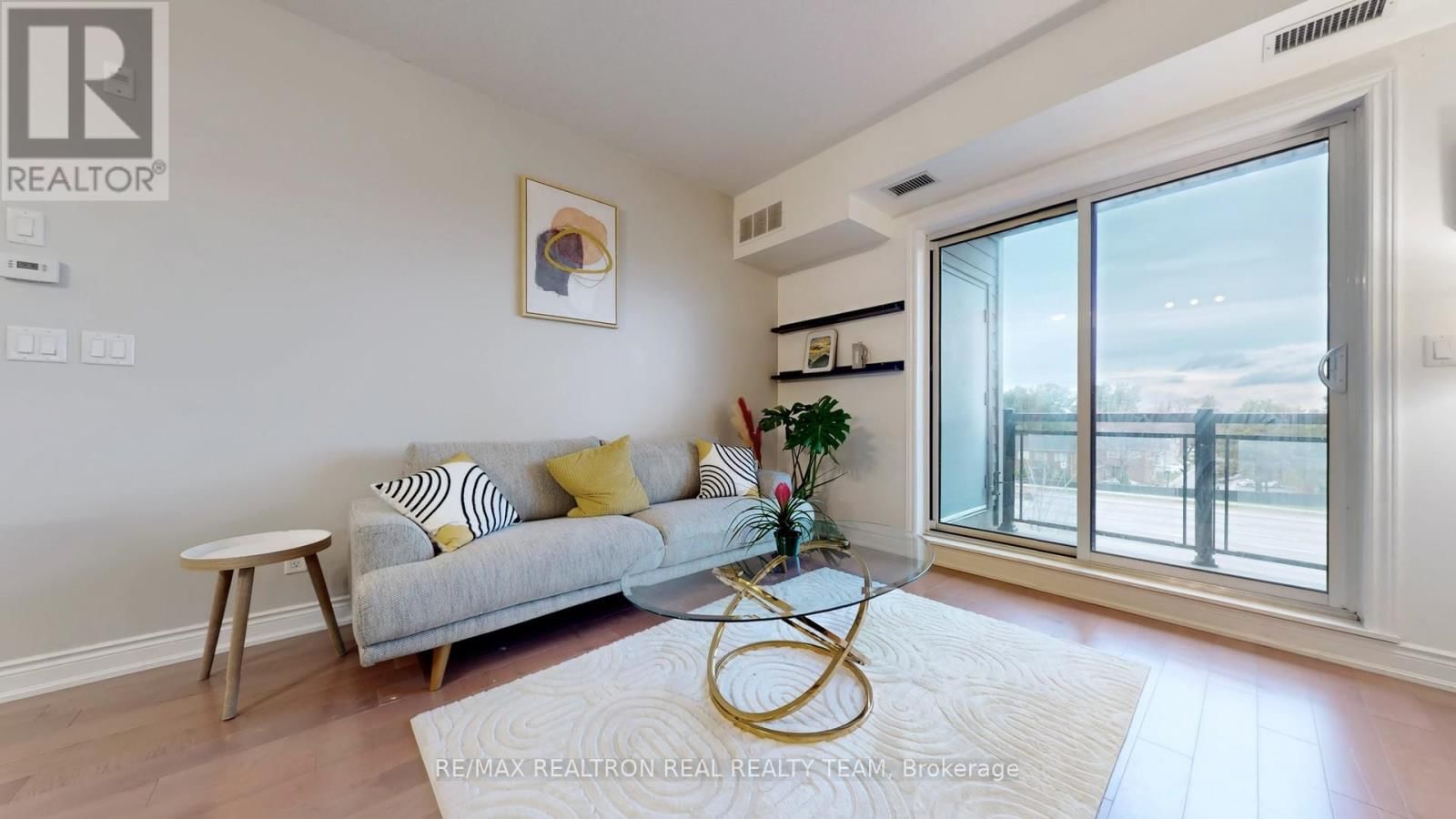 332 - 3170 ERIN MILLS PARKWAY Image 8