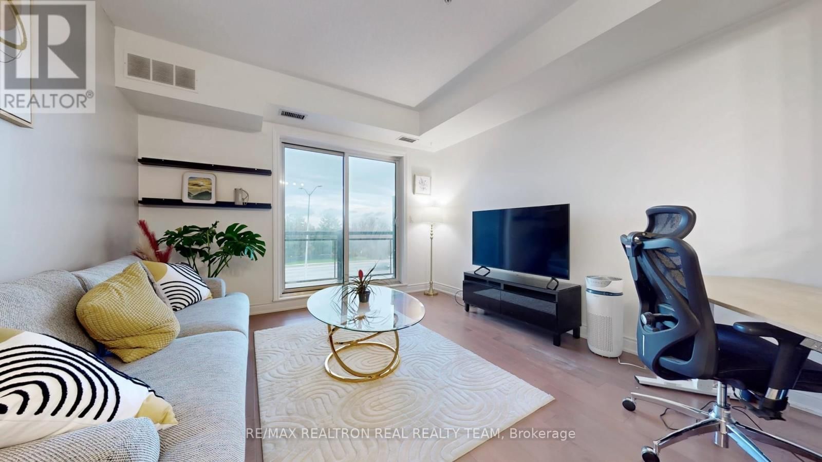 332 - 3170 ERIN MILLS PARKWAY Image 9