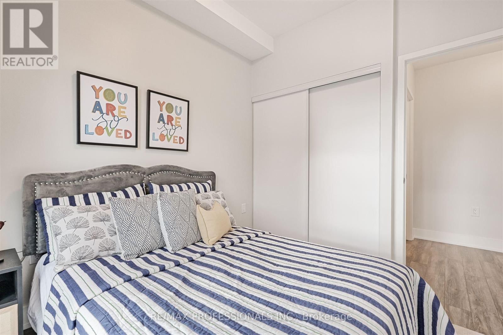 114 - 62 DIXFIELD DRIVE Image 17