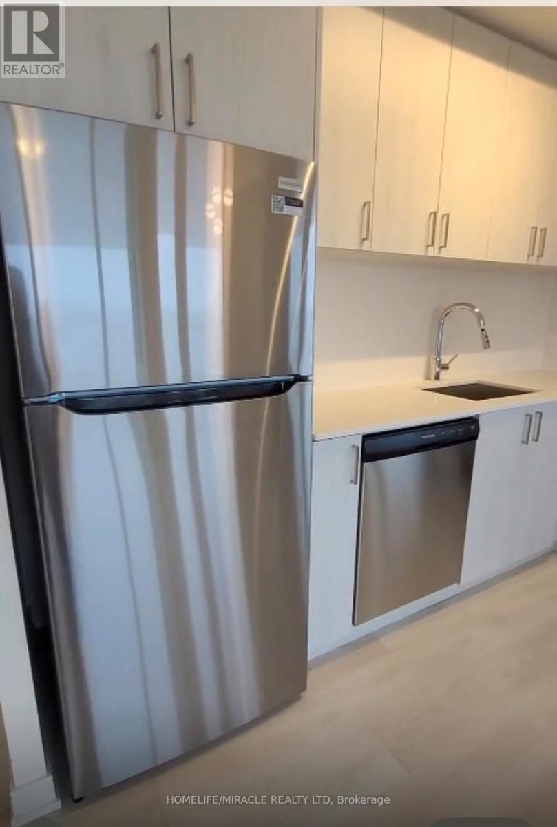 808 - 8020 DERRY ROAD Image 15