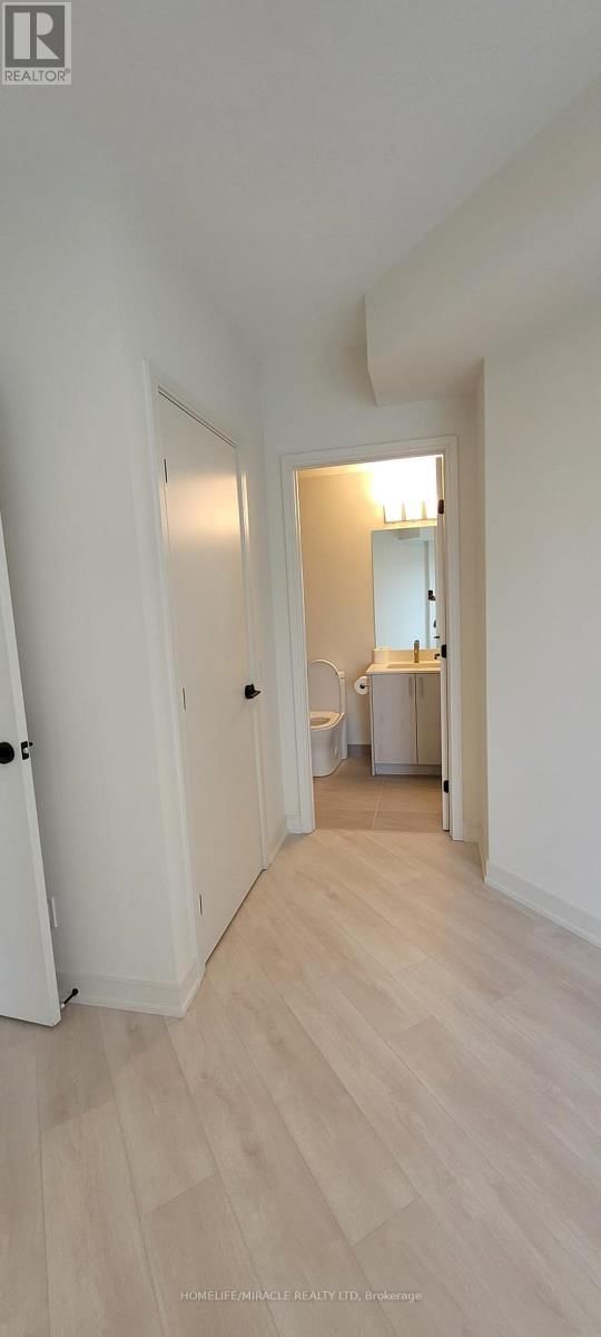 808 - 8020 DERRY ROAD Image 4