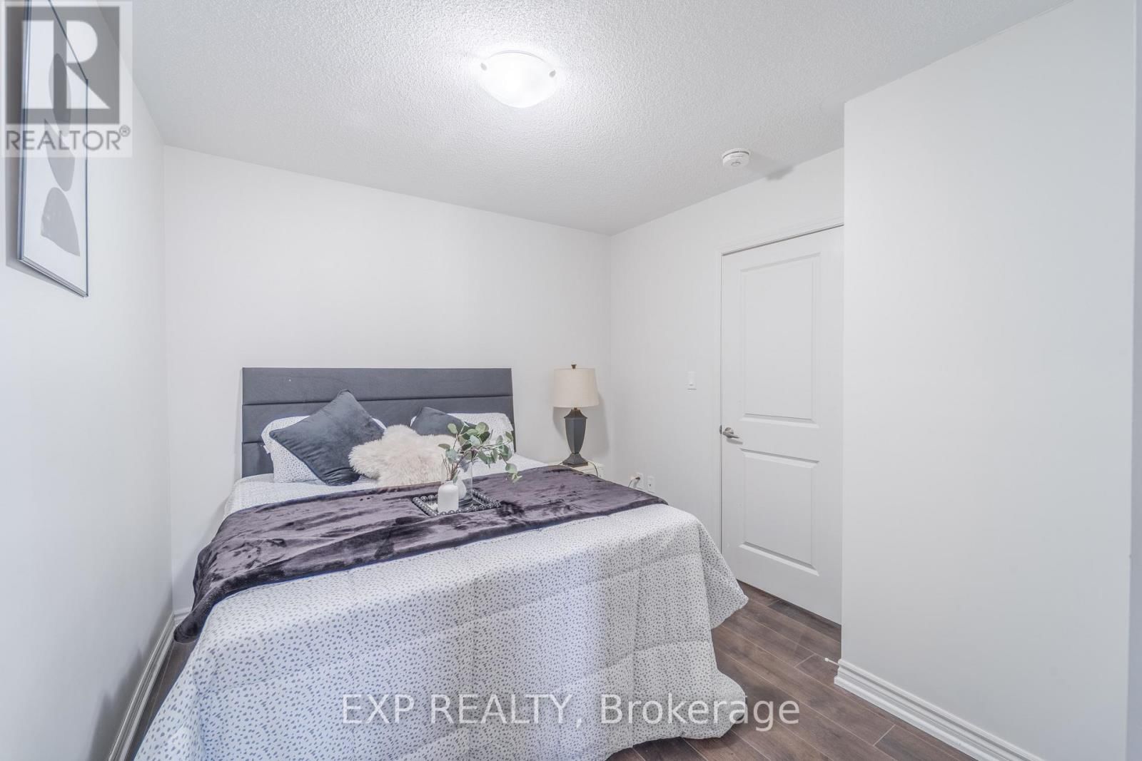 84 - 1000 ASLETON BOULEVARD Image 15