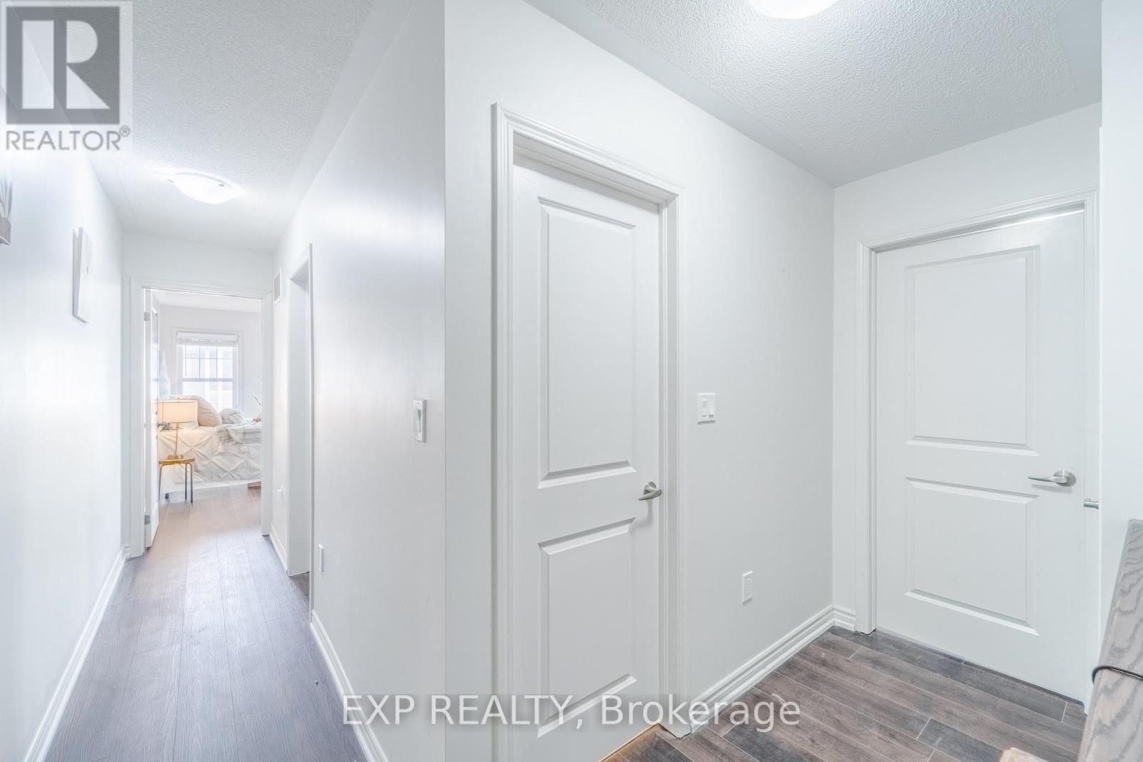 84 - 1000 ASLETON BOULEVARD Image 17