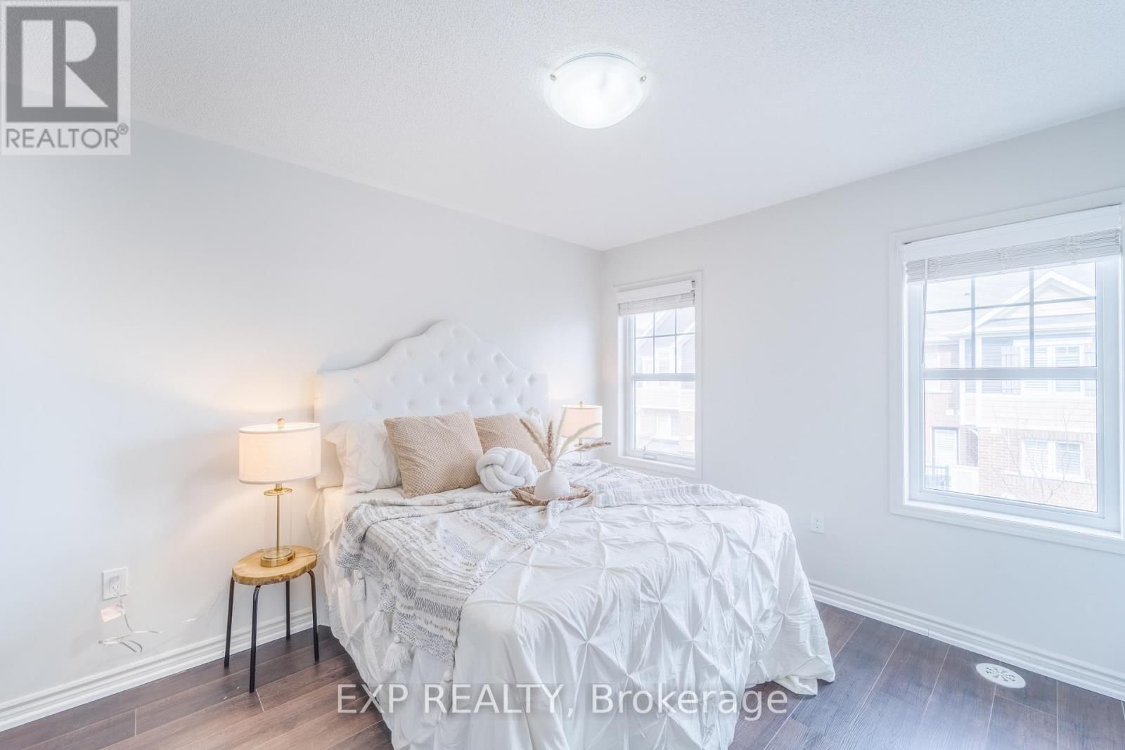 84 - 1000 ASLETON BOULEVARD Image 21