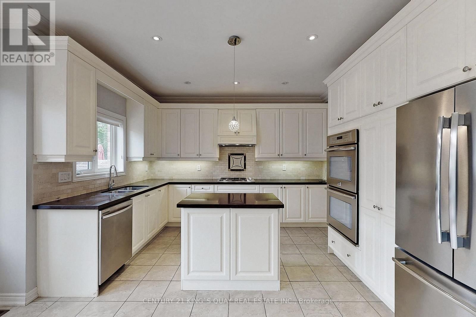 543 BRIDGEVIEW ROAD Image 11