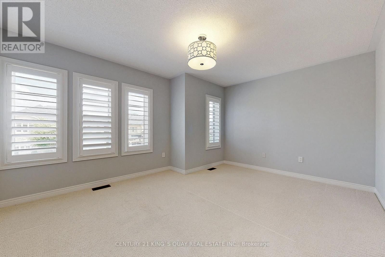 543 BRIDGEVIEW ROAD Image 22