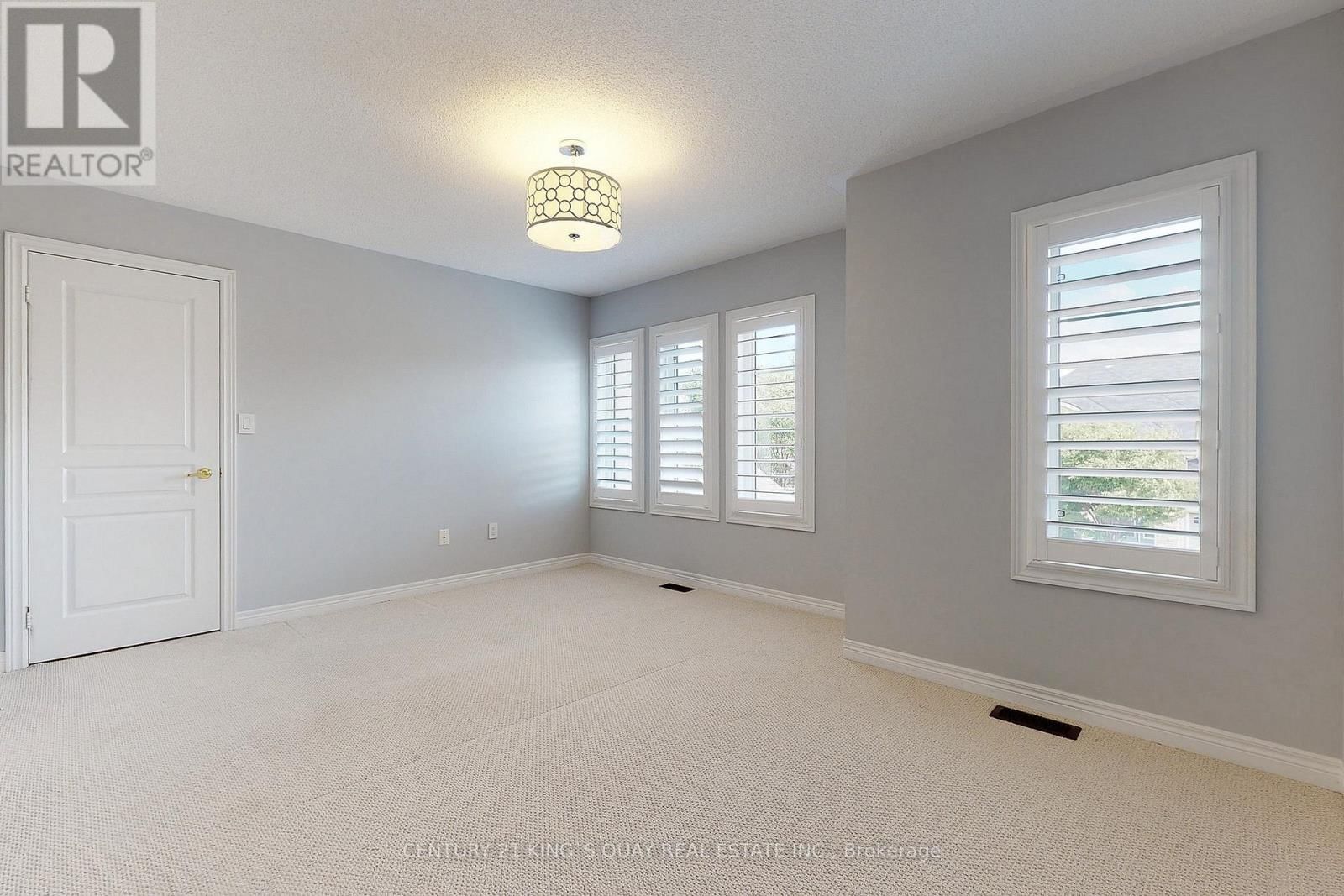 543 BRIDGEVIEW ROAD Image 23