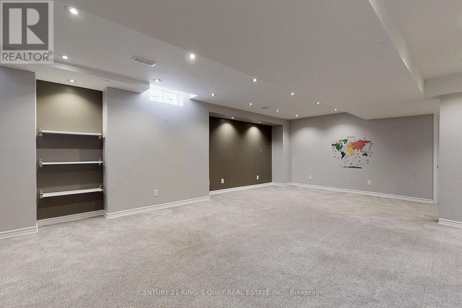 543 BRIDGEVIEW ROAD Image 35