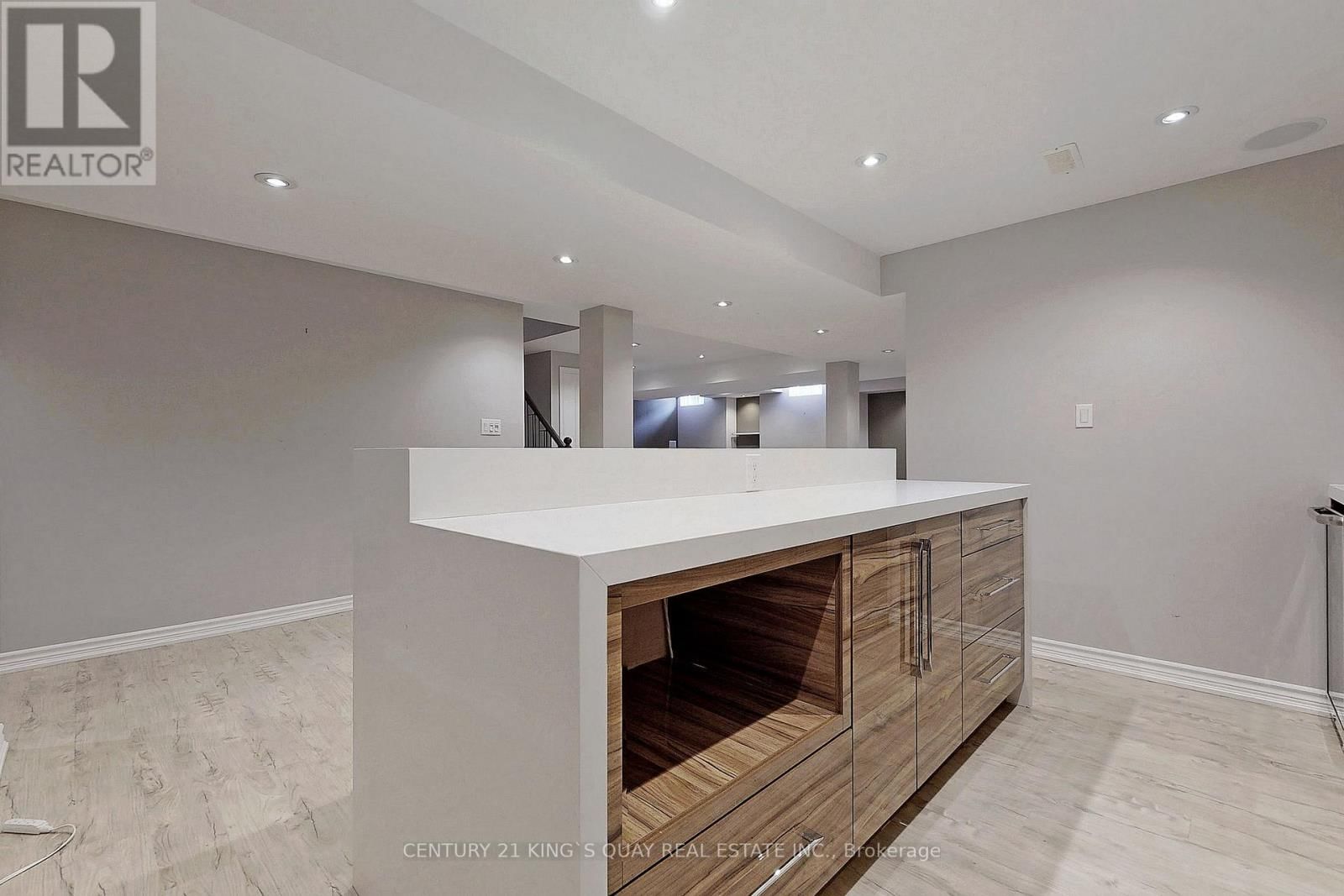 543 BRIDGEVIEW ROAD Image 39