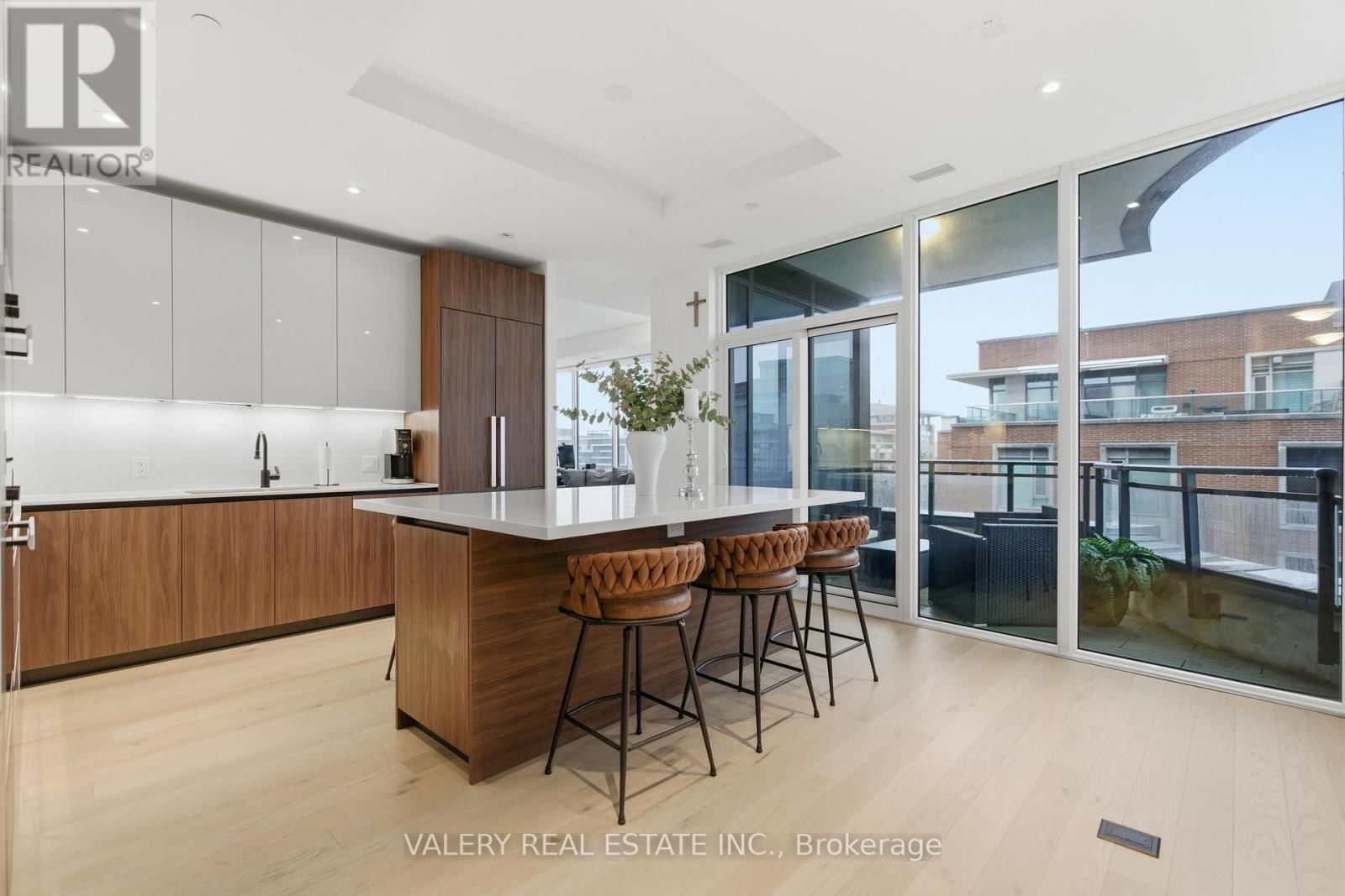 504 - 55 PORT STREET EAST Image 19