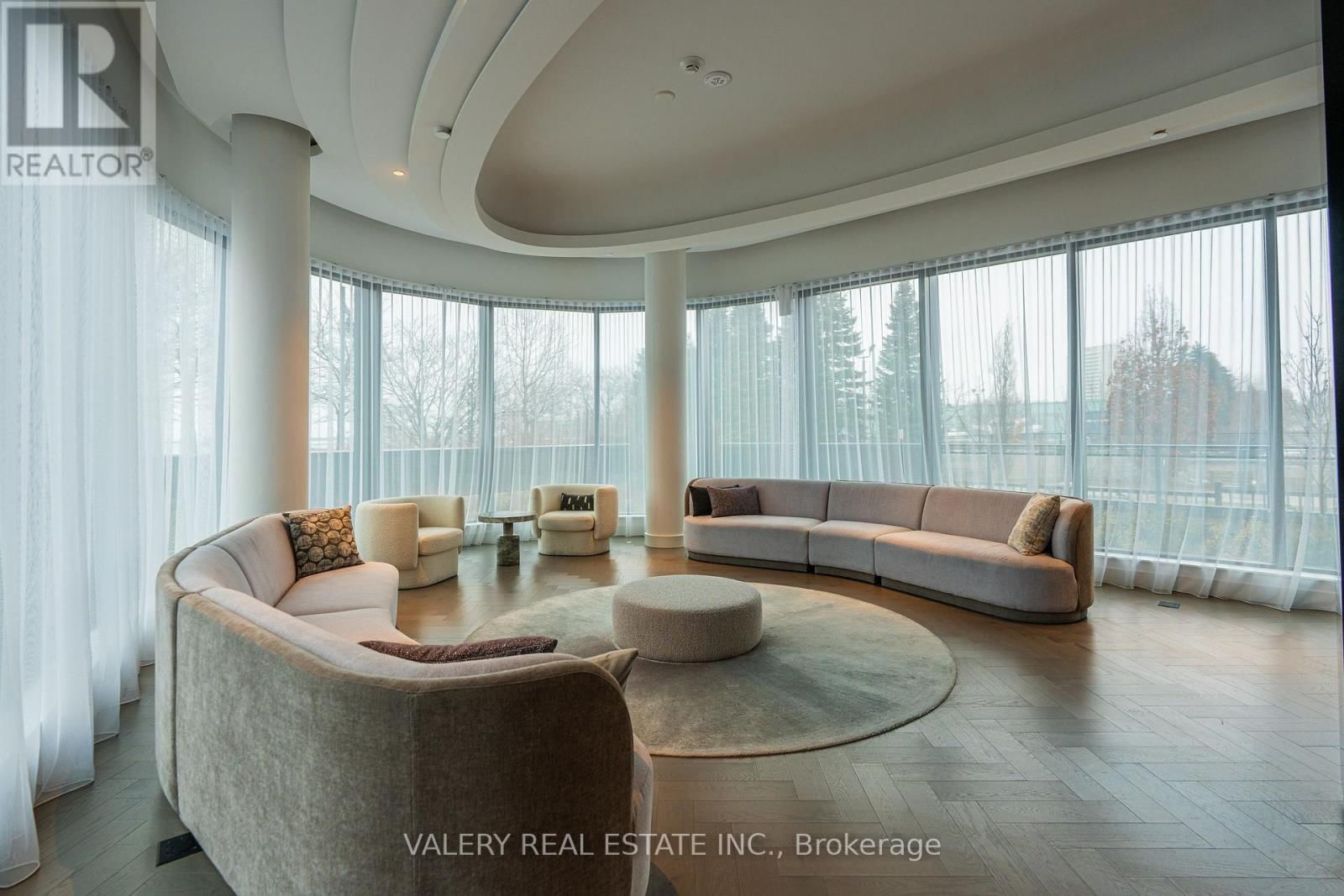 504 - 55 PORT STREET EAST Image 37