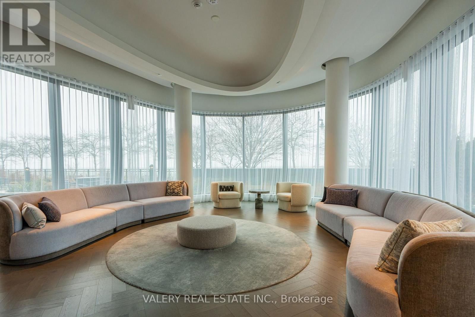 504 - 55 PORT STREET EAST Image 38