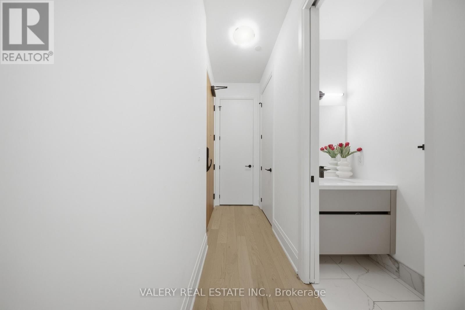 504 - 55 PORT STREET EAST Image 7