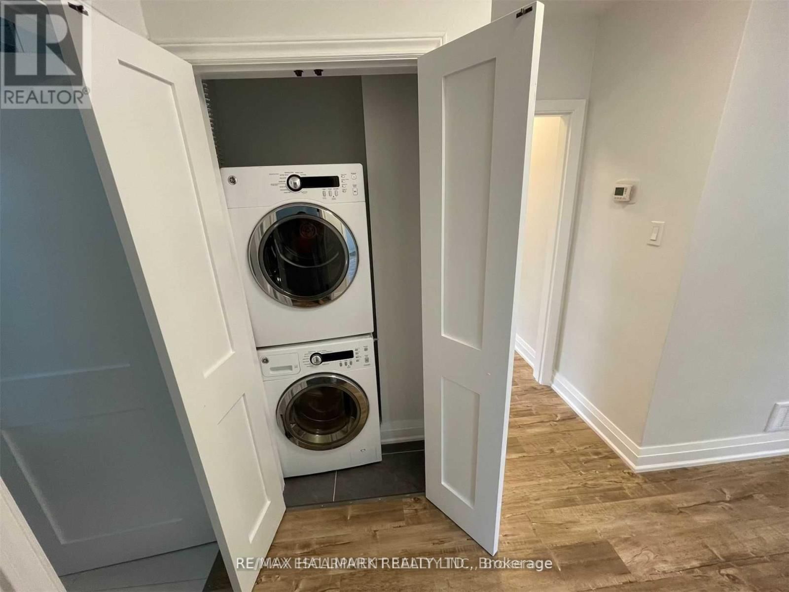 Main - 4328 NEW STREET Image 12