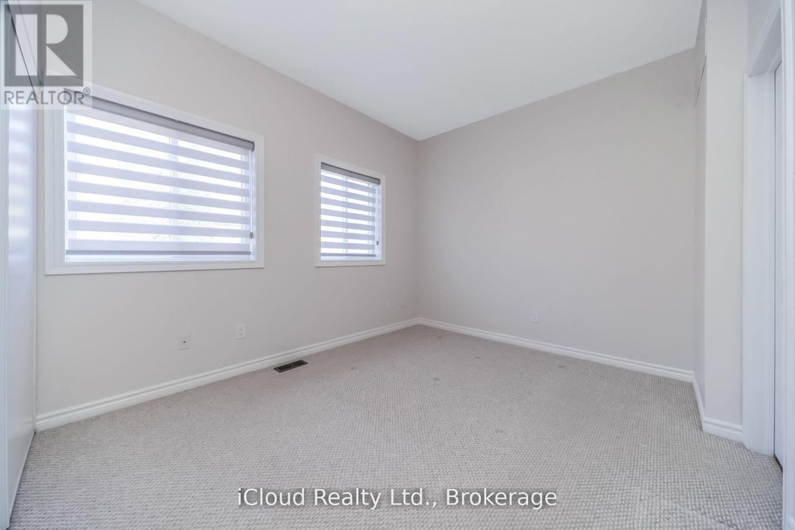 63 SPADINA ROAD Image 29