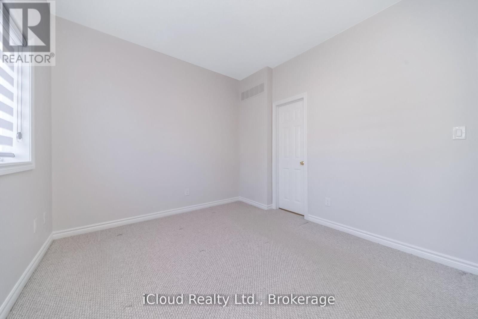 63 SPADINA ROAD Image 30