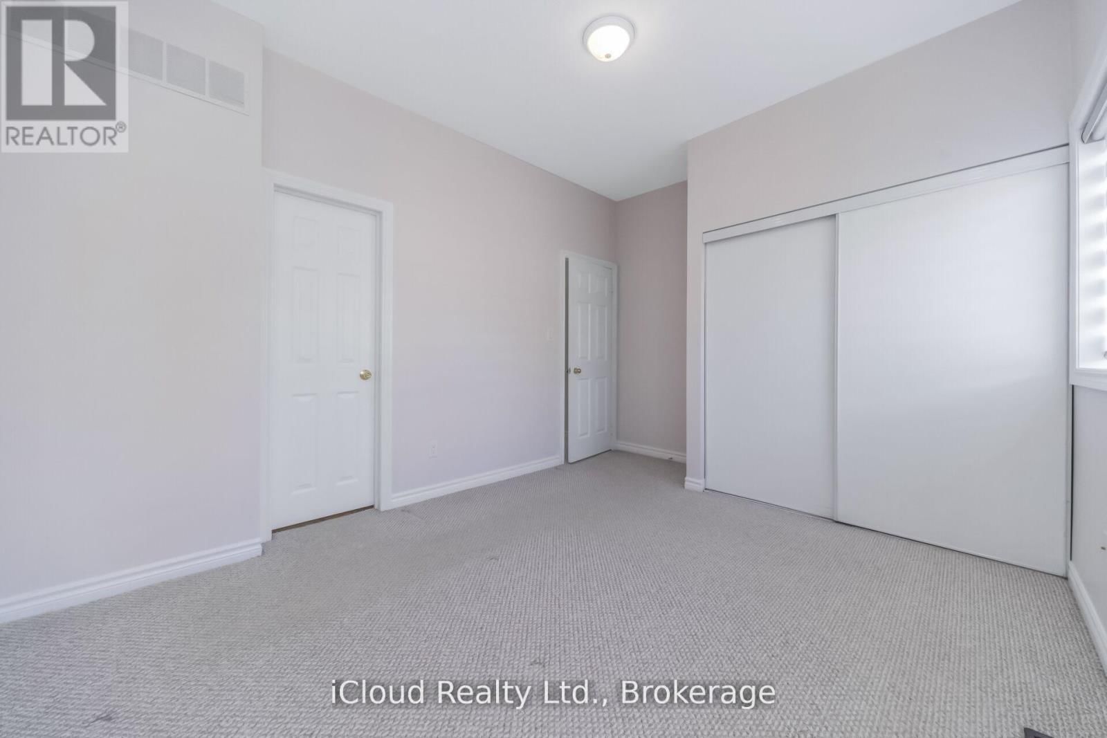 63 SPADINA ROAD Image 31