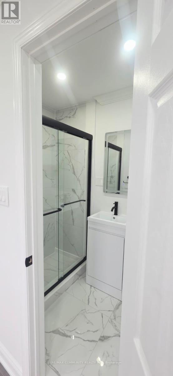 Lower - 50 ROCKMAN CRESCENT Image 5