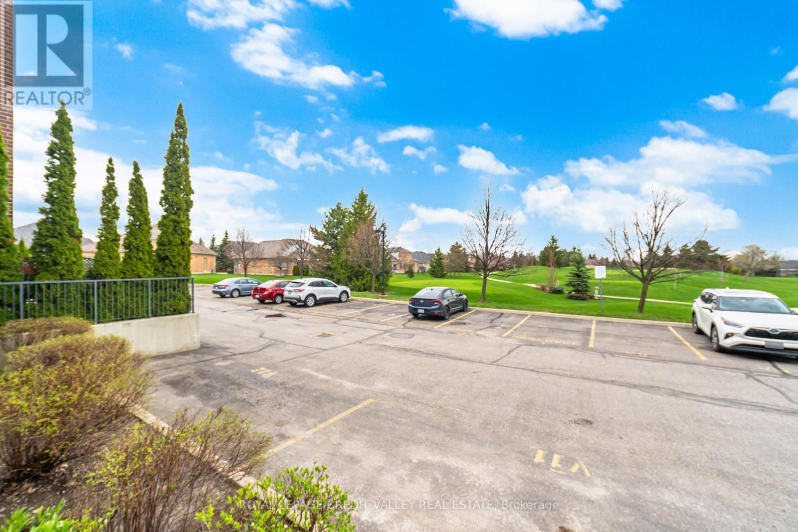 103 - 55 VIA ROSEDALE Image 25