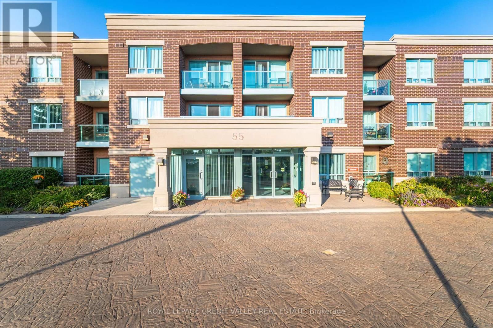 103 - 55 VIA ROSEDALE Image 4