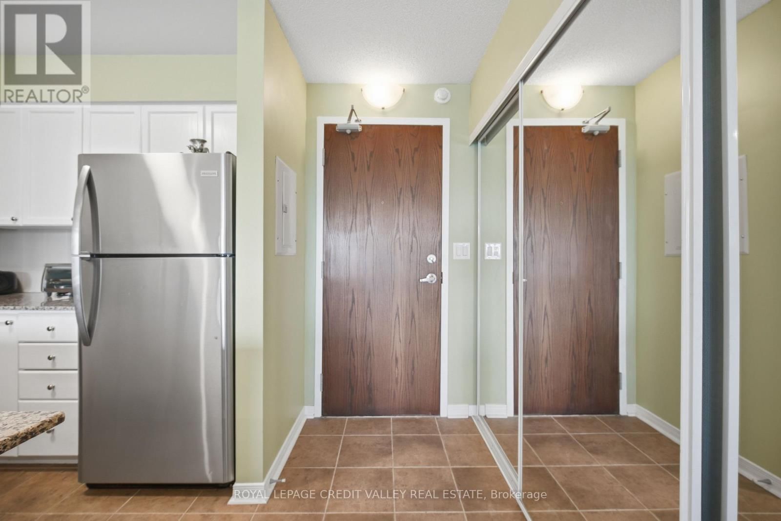 103 - 55 VIA ROSEDALE Image 8